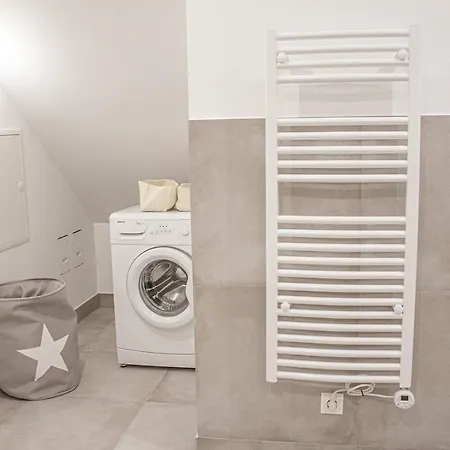 Helle Stuuv Apartamento